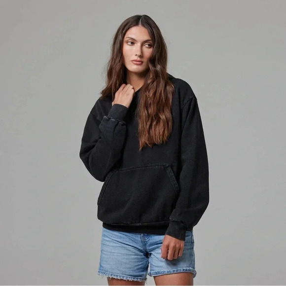 TALENTLESS Tops - 🆕 NWOT Talentless Vintage Black Hoodie in Medium